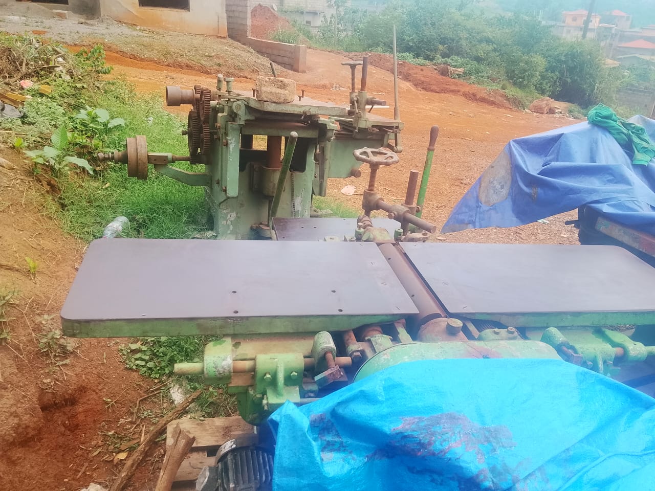 02 OPERATIONS table 40 — photo 3